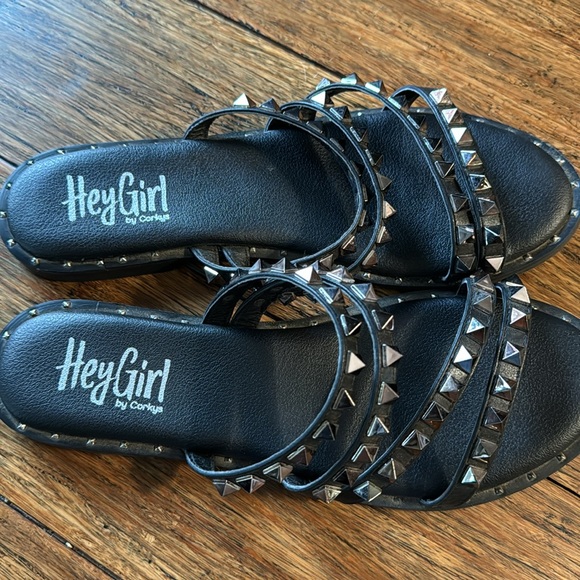 Hey Girl by Corky’s - Picture 2 of 6